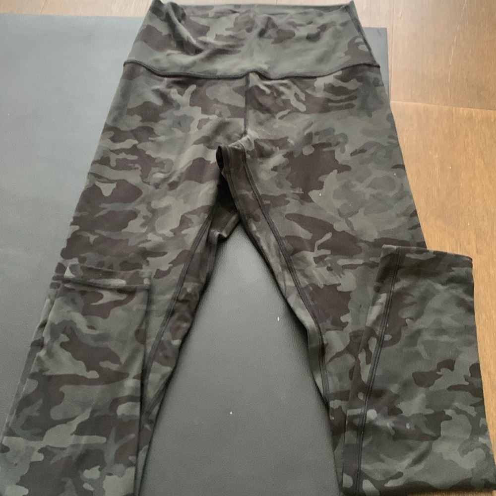 Lululemon Align leggings
